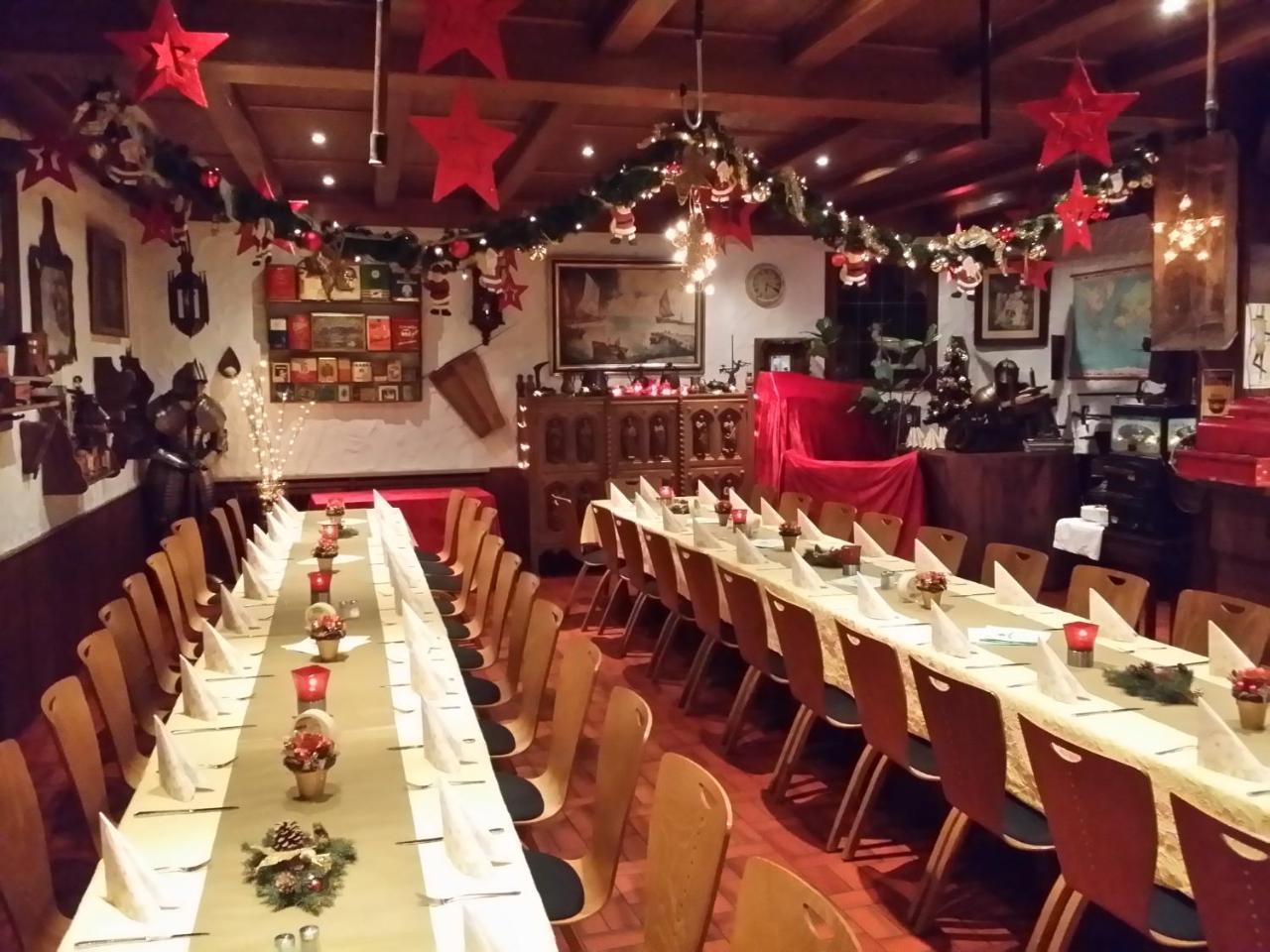 Hotel-Landgasthof Gruener Baum - Dittigheim タウバービショフスハイム エクステリア 写真